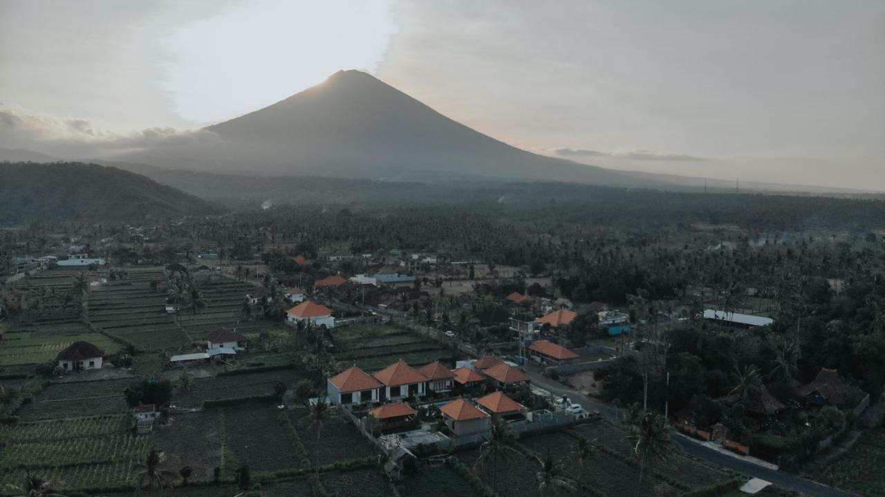 Villa Damar Sanjaya Uttama à Amed Extérieur photo